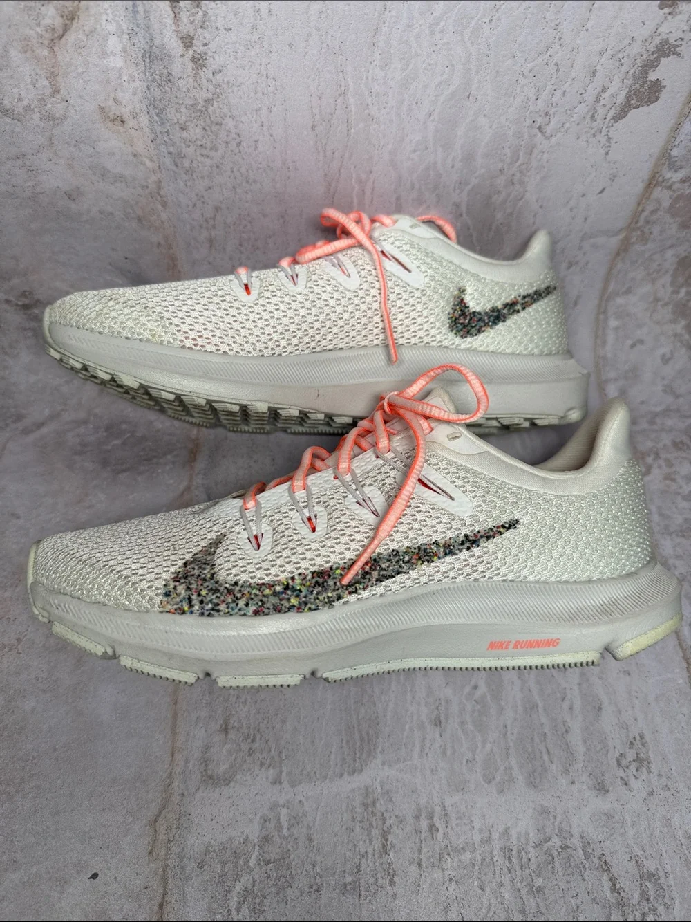 Nike Quest 2  Running Sneakers with Coral Accents - Picture 3 of 7